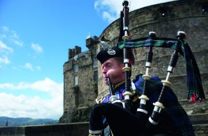 Piper at Edinburgh Castle entrance