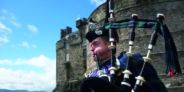 Piper at Edinburgh Castle entrance