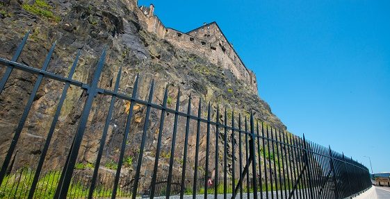 Installation of the new rock trap wall in Johnstone Terrace, Edinburgh Castle.