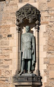 Robert the Bruce sculpture at Edinburgh Castle entrance