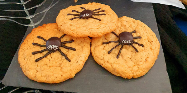 Cookies with spider decoration